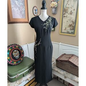 2000s SL Fashions Floral Embroidered Sheath/Evening Dress